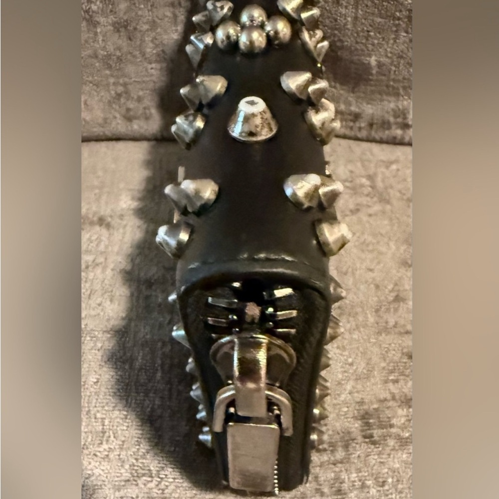 CHRISTIAN LOUBOUTIN BLACK GUN METAL PUNK ROCK DISTRESSED STUDDED WALLET - Picture 6 of 13
